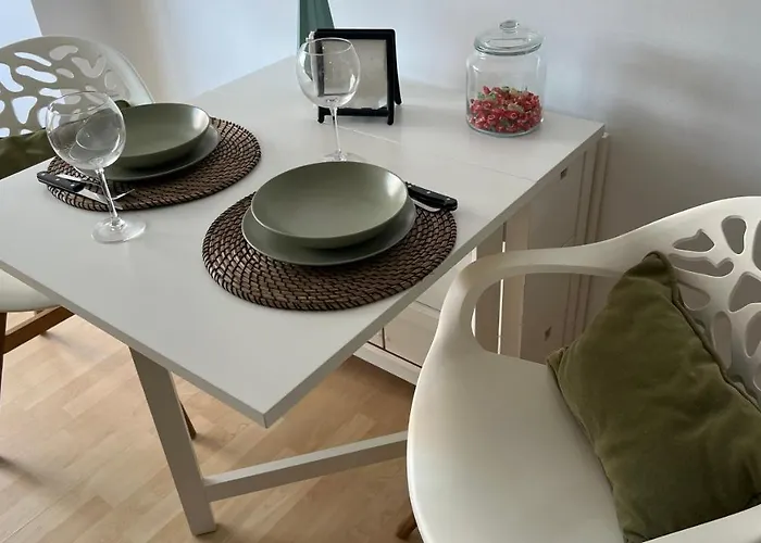 Rent4 Pacifico * Malaga
